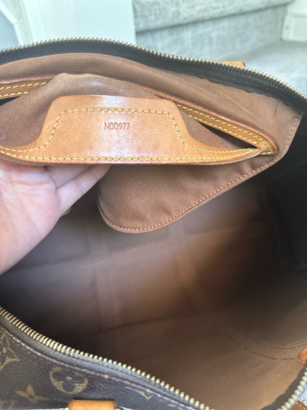 Louis Vuitton Monogram Canvas Brown & Tan tote / weekender travel bag - Picture 14 of 16